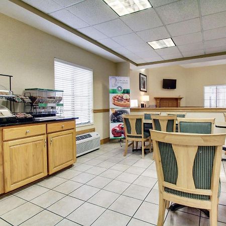 Columbia Inn & Suites Esterno foto