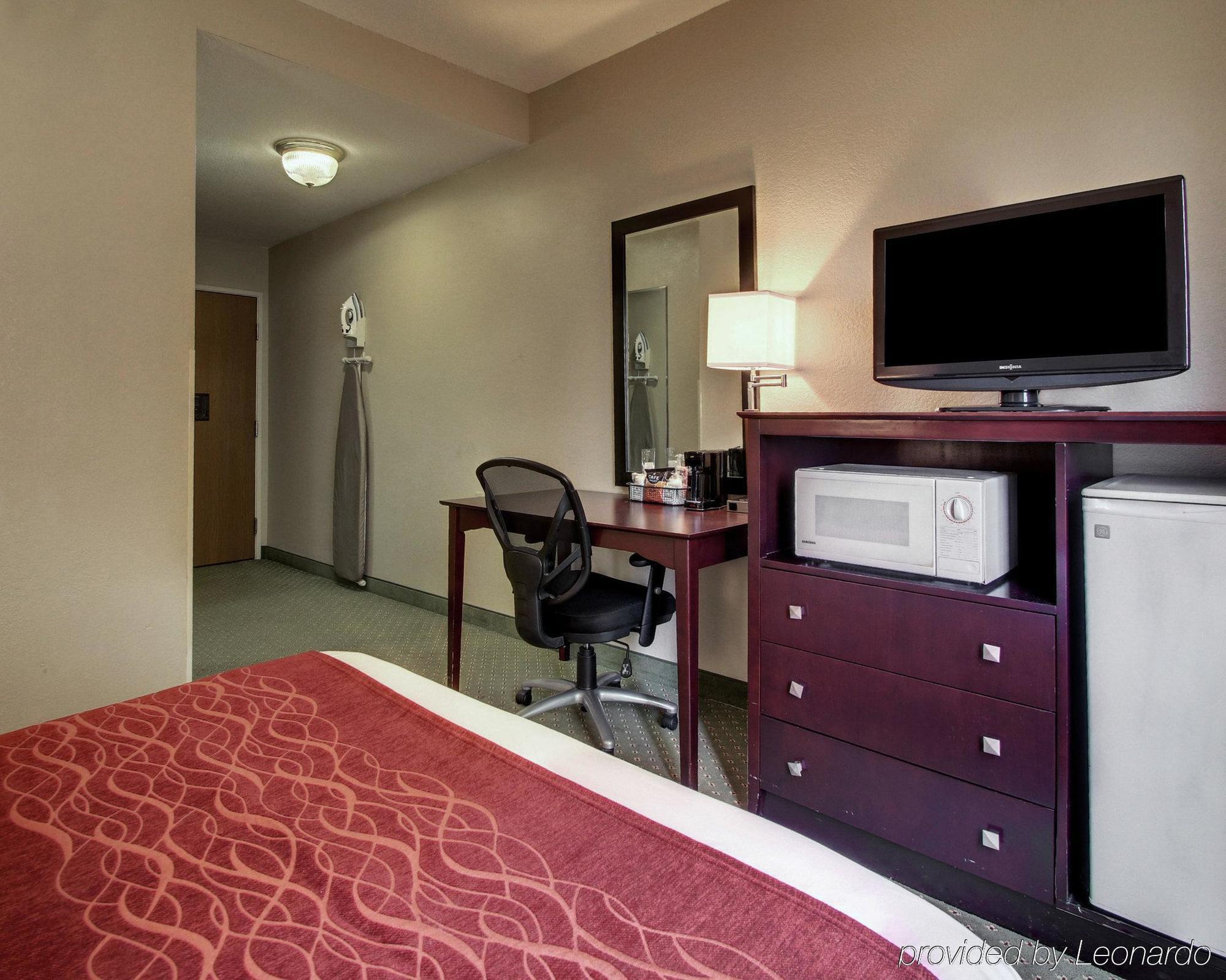 Columbia Inn & Suites Esterno foto