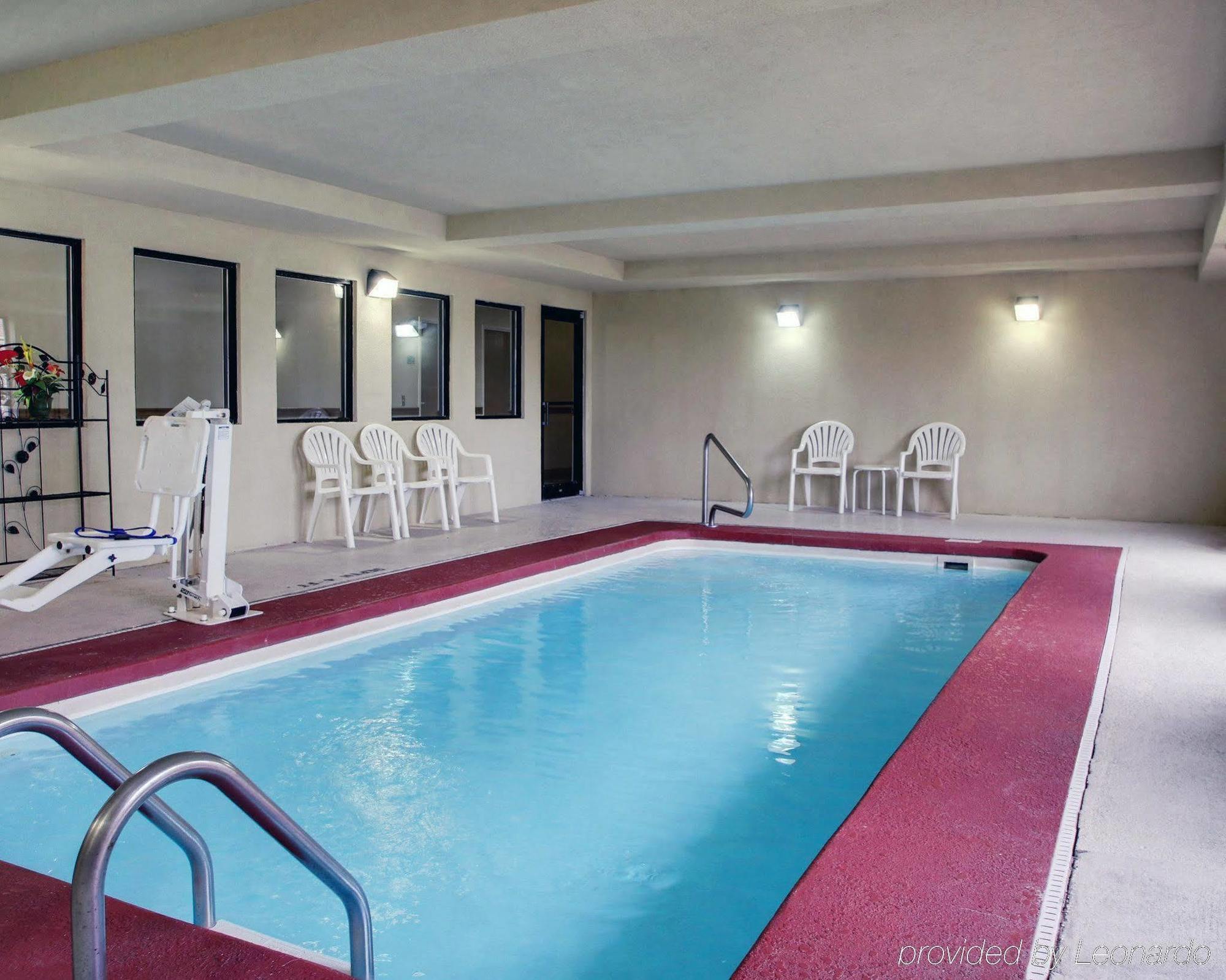 Columbia Inn & Suites Esterno foto