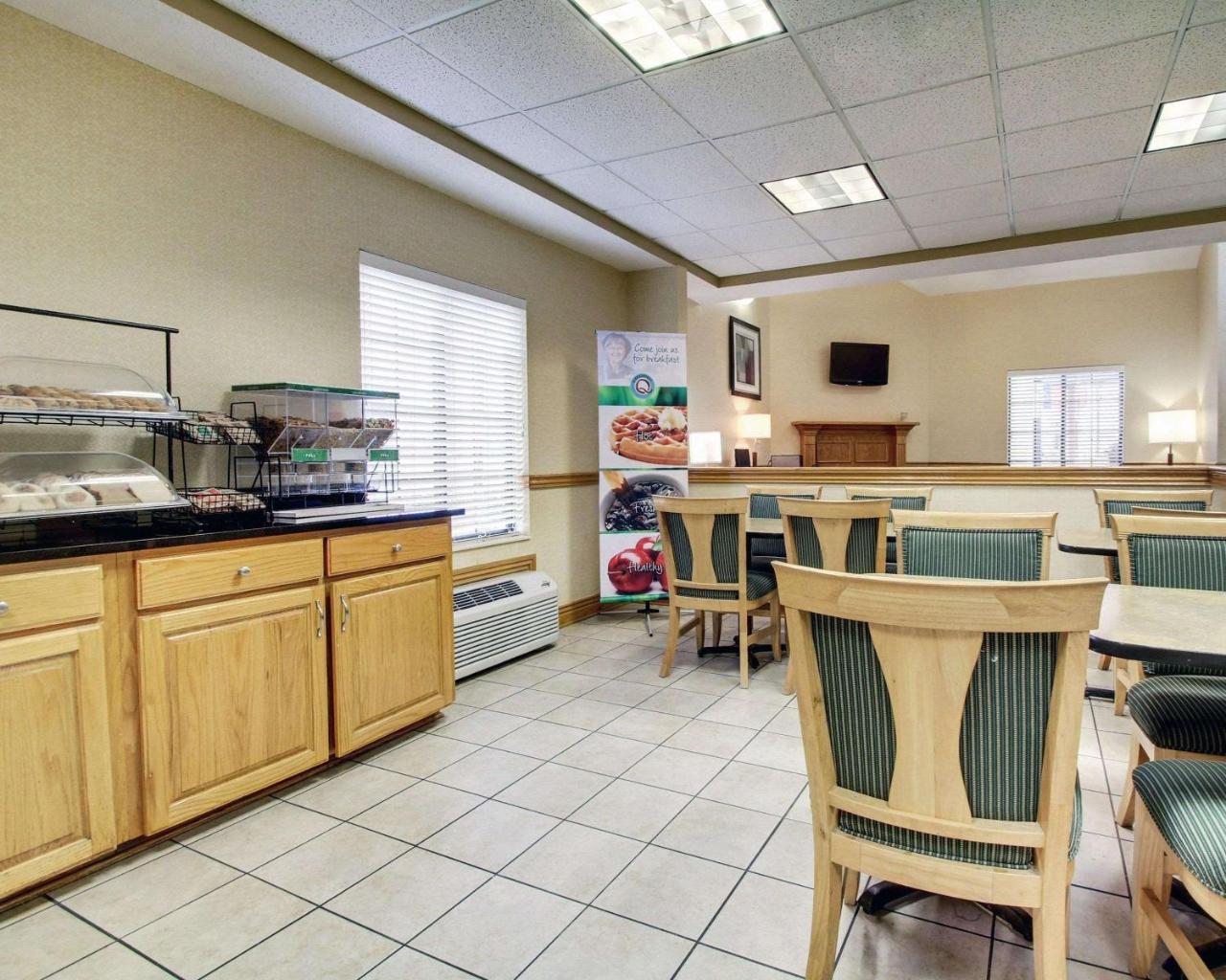 Columbia Inn & Suites Esterno foto